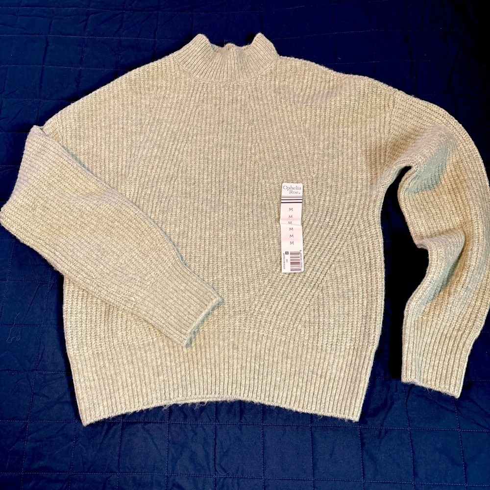 Ophelia Roe Light Green Turtleneck Sweater Sz M Super SOFT